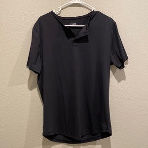 Cuts Clothing curved hem henley